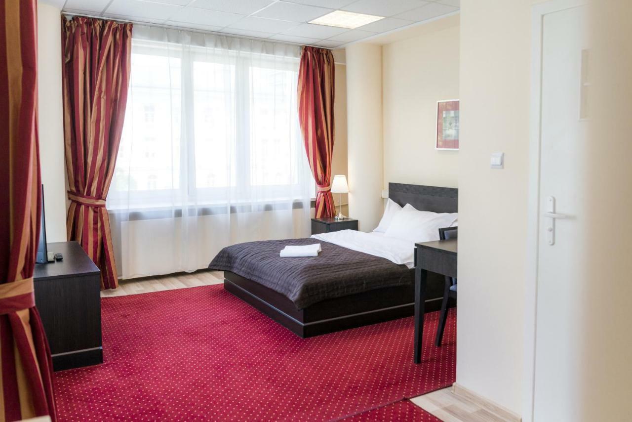 Scsk Zurawia Bed & Breakfast Warszawa Eksteriør bilde